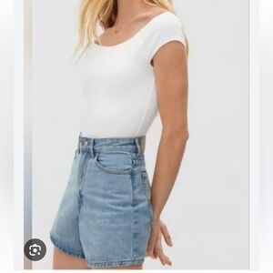Everlane White Fitted Off-the-Shoulder Bodysuit